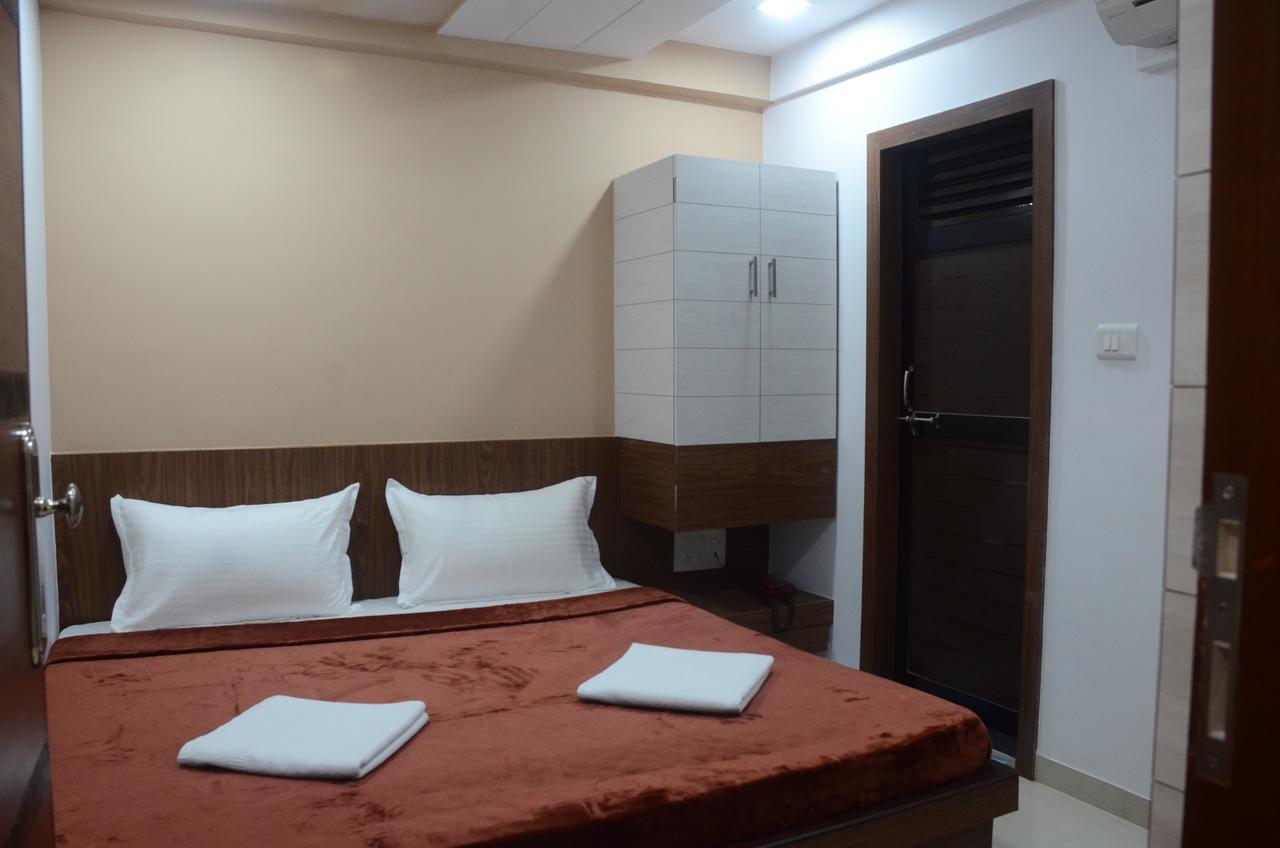Hotel Ideal فَدودارا المظهر الخارجي الصورة