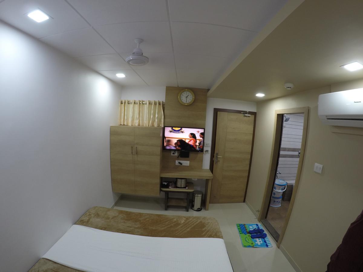 Hotel Ideal فَدودارا المظهر الخارجي الصورة