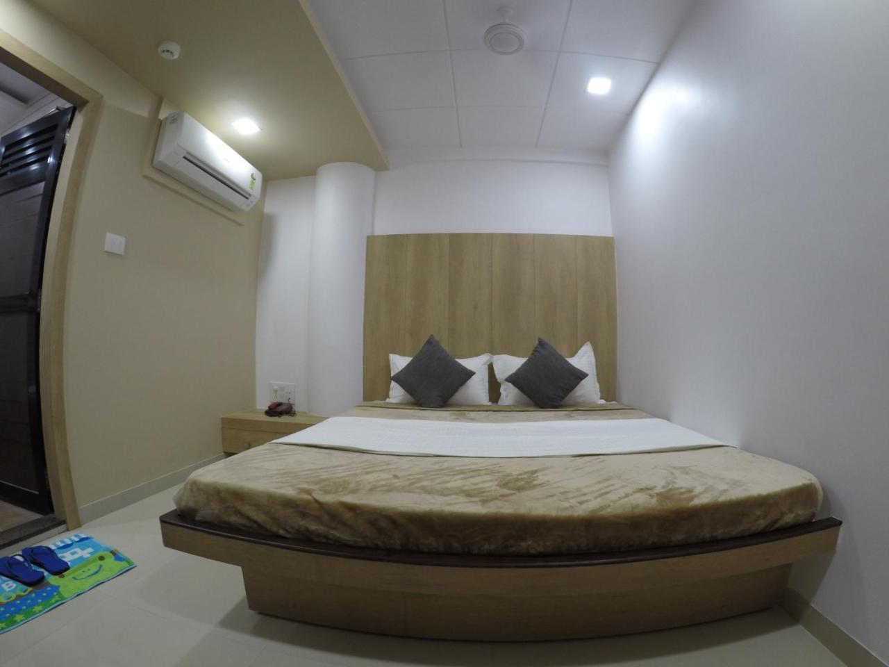 Hotel Ideal فَدودارا المظهر الخارجي الصورة